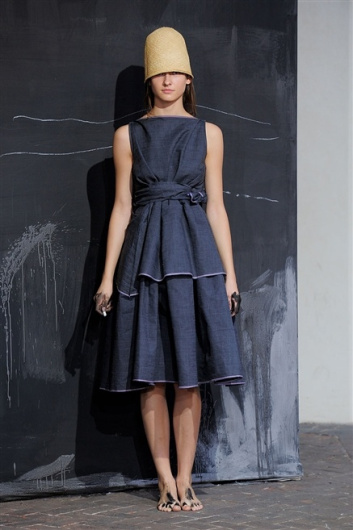 Fotoservizio/SS 2012/WOMEN/DANIELA GREGIS/3