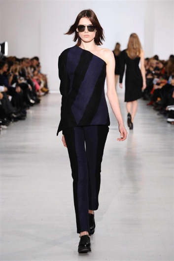 Fotoservizio/FW 2014-2015/WOMEN/COSTUME NATIONAL/DP1/27