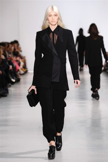 Fotoservizio/FW 2014-2015/WOMEN/COSTUME NATIONAL/DP1/30