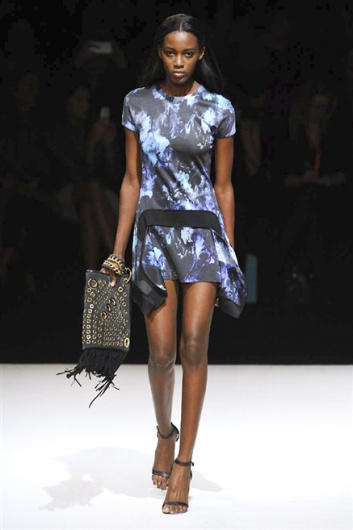 Fotoservizio/FW 2014-2015/WOMEN/JUST CAVALLI/DP1/25