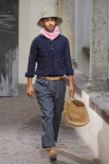 Fotoservizio/SS 2012/WOMEN/DANIELA GREGIS/13