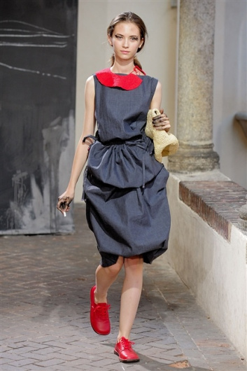Fotoservizio/SS 2012/WOMEN/DANIELA GREGIS/6