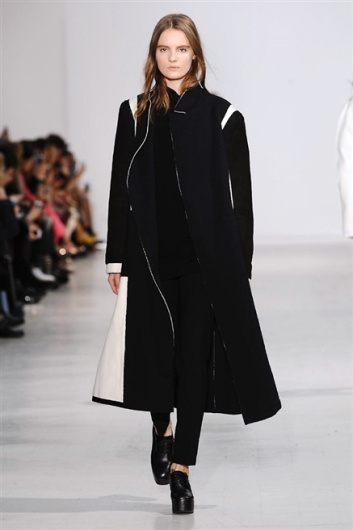 Fotoservizio/FW 2014-2015/WOMEN/COSTUME NATIONAL/DP1/6