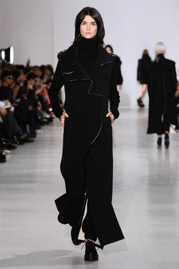 Fotoservizio/FW 2014-2015/WOMEN/COSTUME NATIONAL/DP1/9