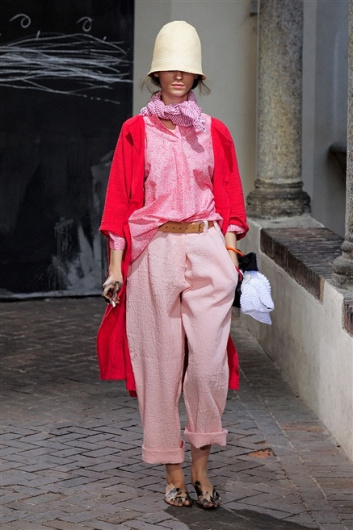 Fotoservizio/SS 2012/WOMEN/DANIELA GREGIS/33