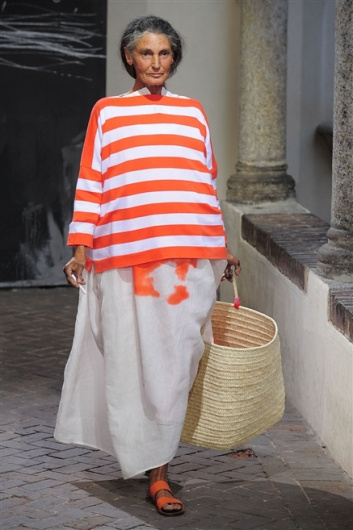 Fotoservizio/SS 2012/WOMEN/DANIELA GREGIS/27