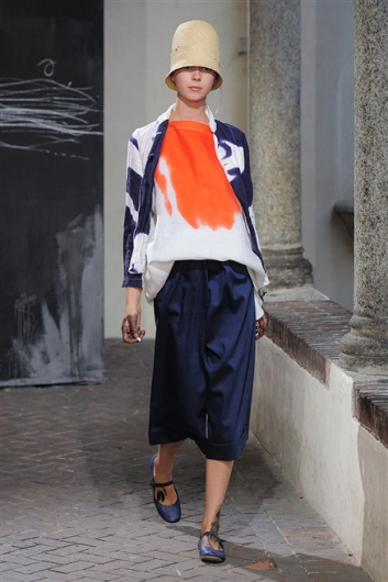 Fotoservizio/SS 2012/WOMEN/DANIELA GREGIS/28
