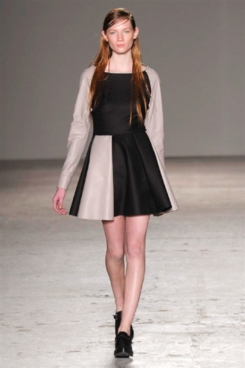 Fotoservizio/FW 2014-2015/WOMEN/CRISTIANO BURANI/DP1/2