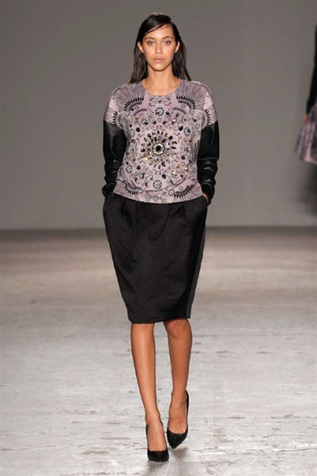 Fotoservizio/FW 2014-2015/WOMEN/CRISTIANO BURANI/DP1/9