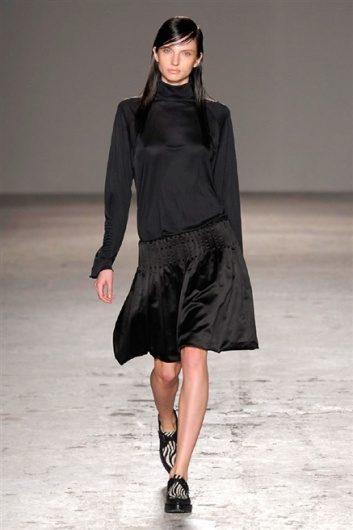Fotoservizio/FW 2014-2015/WOMEN/CRISTIANO BURANI/DP1/15