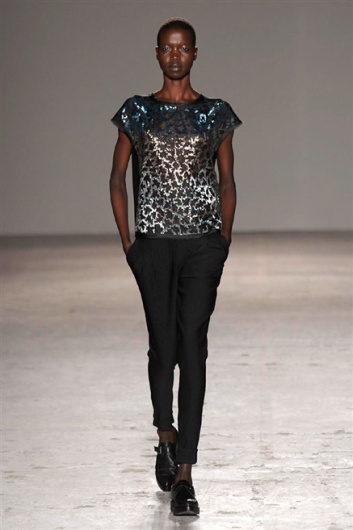 Fotoservizio/FW 2014-2015/WOMEN/CRISTIANO BURANI/DP1/17