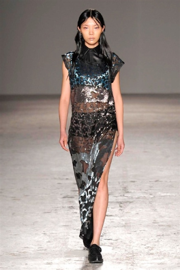 Fotoservizio/FW 2014-2015/WOMEN/CRISTIANO BURANI/DP1/19