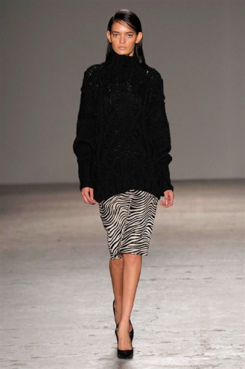 Fotoservizio/FW 2014-2015/WOMEN/CRISTIANO BURANI/DP1/25