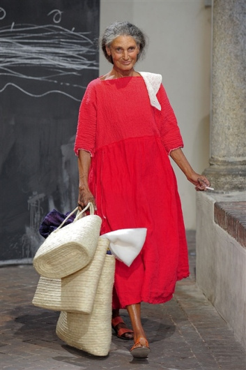 Fotoservizio/SS 2012/WOMEN/DANIELA GREGIS/36