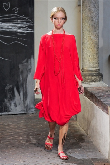 Fotoservizio/SS 2012/WOMEN/DANIELA GREGIS/38