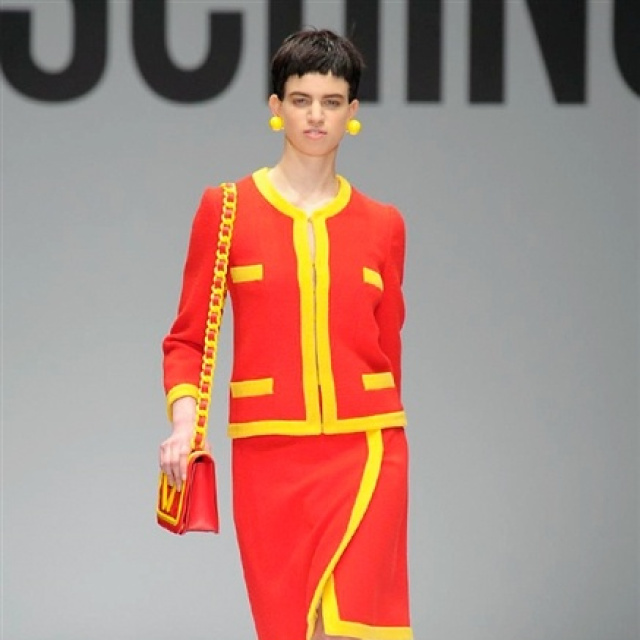 MOSCHINO