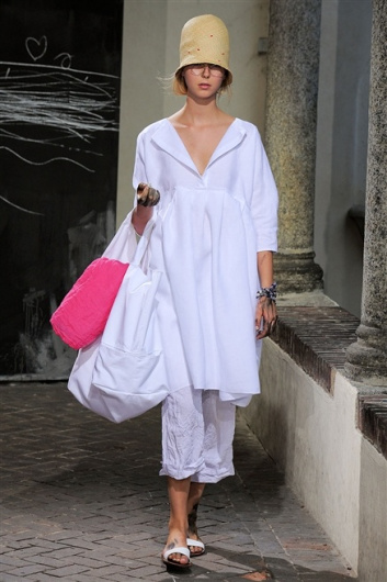 Fotoservizio/SS 2012/WOMEN/DANIELA GREGIS/47