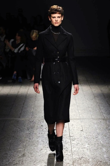 Fotoservizio/FW 2014-2015/WOMEN/PORTS 1961/DP1/0