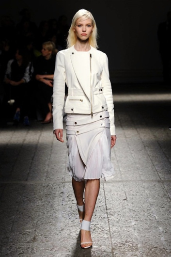 Fotoservizio/FW 2014-2015/WOMEN/PORTS 1961/DP1/2