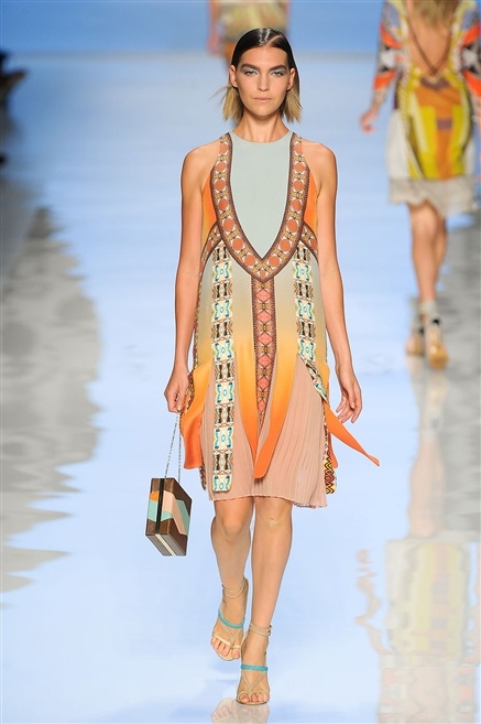 Fotoservizio/SS 2012/WOMEN/ETRO/9