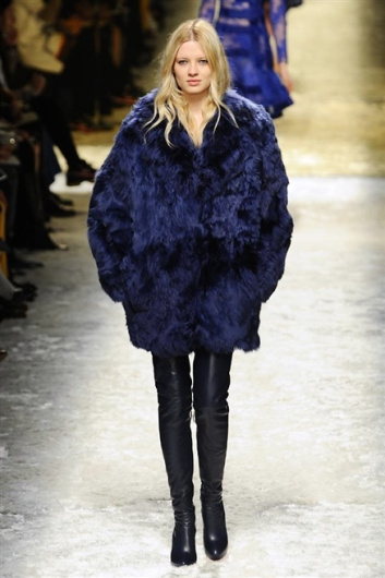 Fotoservizio/FW 2014-2015/WOMEN/BLUMARINE/DP1/10