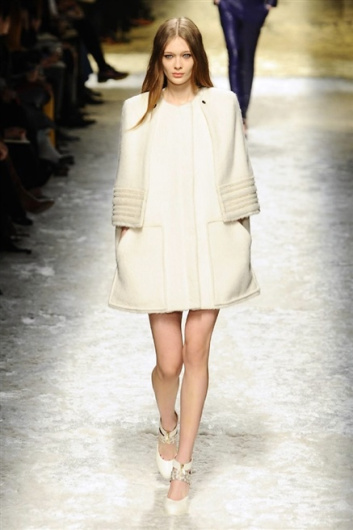 Fotoservizio/FW 2014-2015/WOMEN/BLUMARINE/DP1/12