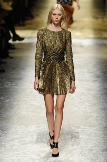 Fotoservizio/FW 2014-2015/WOMEN/BLUMARINE/DP1/17