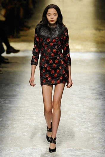 Fotoservizio/FW 2014-2015/WOMEN/BLUMARINE/DP1/23