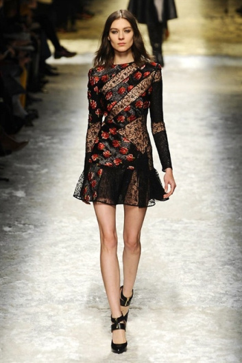 Fotoservizio/FW 2014-2015/WOMEN/BLUMARINE/DP1/25