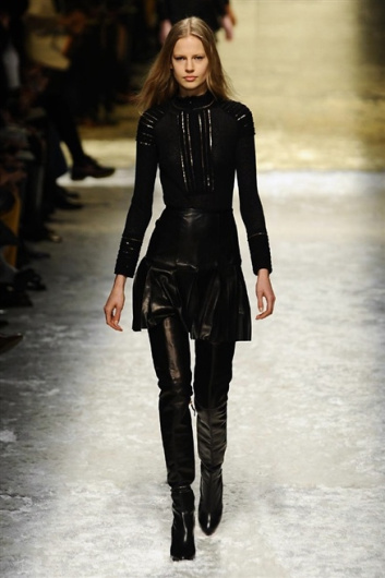 Fotoservizio/FW 2014-2015/WOMEN/BLUMARINE/DP1/28