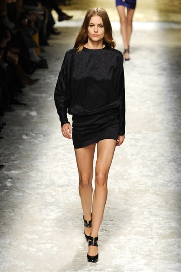 Fotoservizio/FW 2014-2015/WOMEN/BLUMARINE/DP1/39
