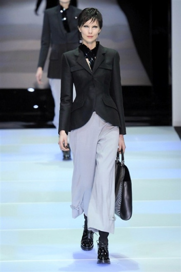 Fotoservizio/FW 2014-2015/WOMEN/EMPORIO ARMANI/DP1/4