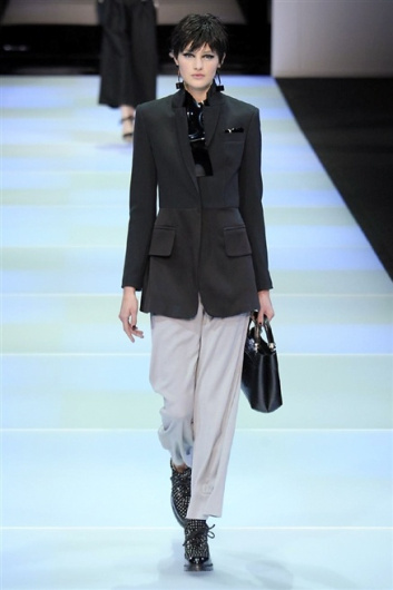 Fotoservizio/FW 2014-2015/WOMEN/EMPORIO ARMANI/DP1/5