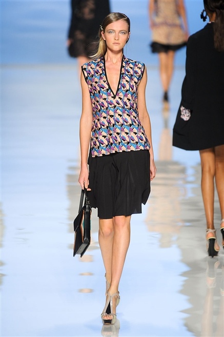 Fotoservizio/SS 2012/WOMEN/ETRO/28