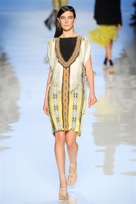 Fotoservizio/SS 2012/WOMEN/ETRO/19