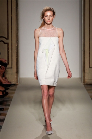 Fotoservizio/SS 2012/WOMEN/GABRIELE COLANGELO/8