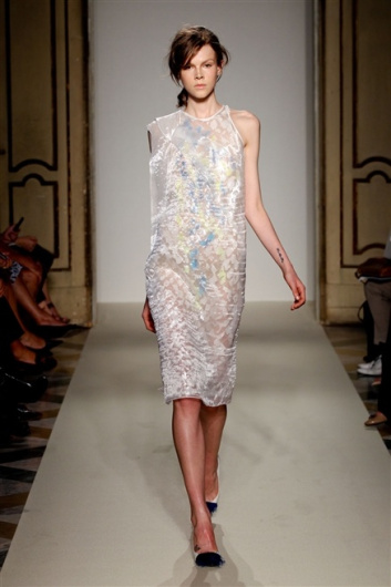 Fotoservizio/SS 2012/WOMEN/GABRIELE COLANGELO/17