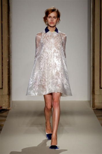 Fotoservizio/SS 2012/WOMEN/GABRIELE COLANGELO/18
