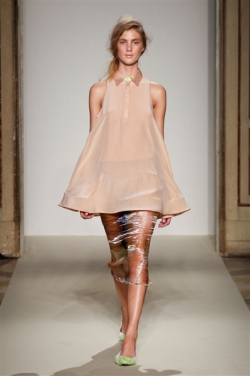 Fotoservizio/SS 2012/WOMEN/GABRIELE COLANGELO/12