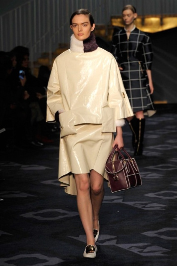 Fotoservizio/FW 2014-2015/WOMEN/TOD S/DP1/2