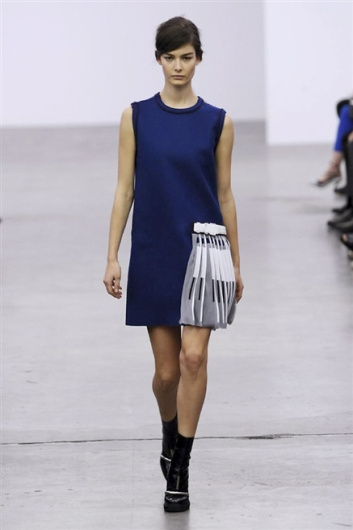 Fotoservizio/FW 2014-2015/WOMEN/ICEBERG/DP1/10
