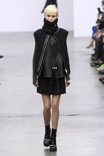 Fotoservizio/FW 2014-2015/WOMEN/ICEBERG/DP1/15