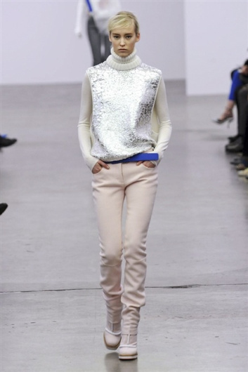 Fotoservizio/FW 2014-2015/WOMEN/ICEBERG/DP1/29
