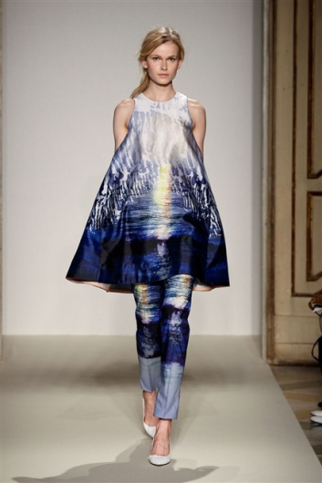 Fotoservizio/SS 2012/WOMEN/GABRIELE COLANGELO/25