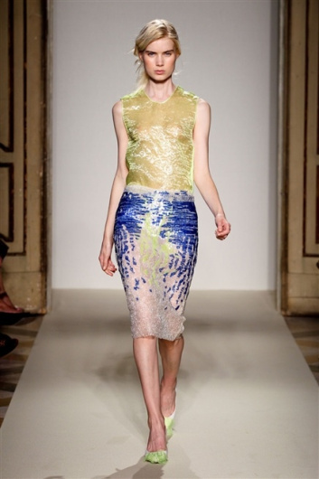 Fotoservizio/SS 2012/WOMEN/GABRIELE COLANGELO/37