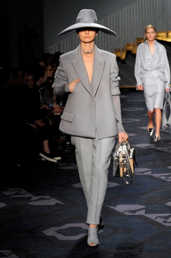Fotoservizio/FW 2014-2015/WOMEN/TOD S/DP1/24