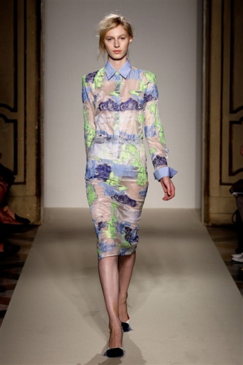 Fotoservizio/SS 2012/WOMEN/GABRIELE COLANGELO/32