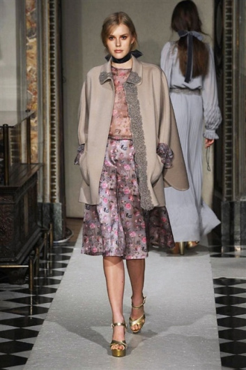 Fotoservizio/FW 2014-2015/WOMEN/LUISA BECCARIA/DP1/6