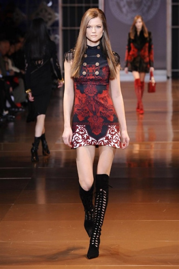 Fotoservizio/FW 2014-2015/WOMEN/VERSACE/DP1/32