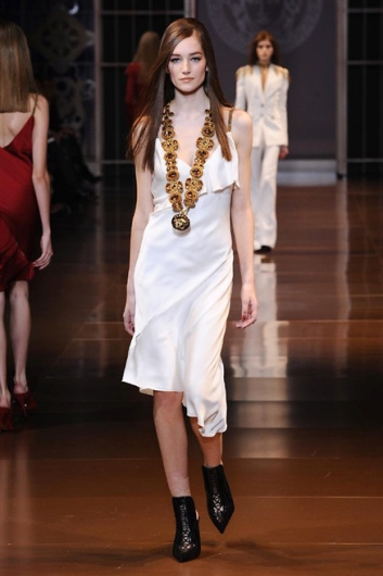 Fotoservizio/FW 2014-2015/WOMEN/VERSACE/DP1/45